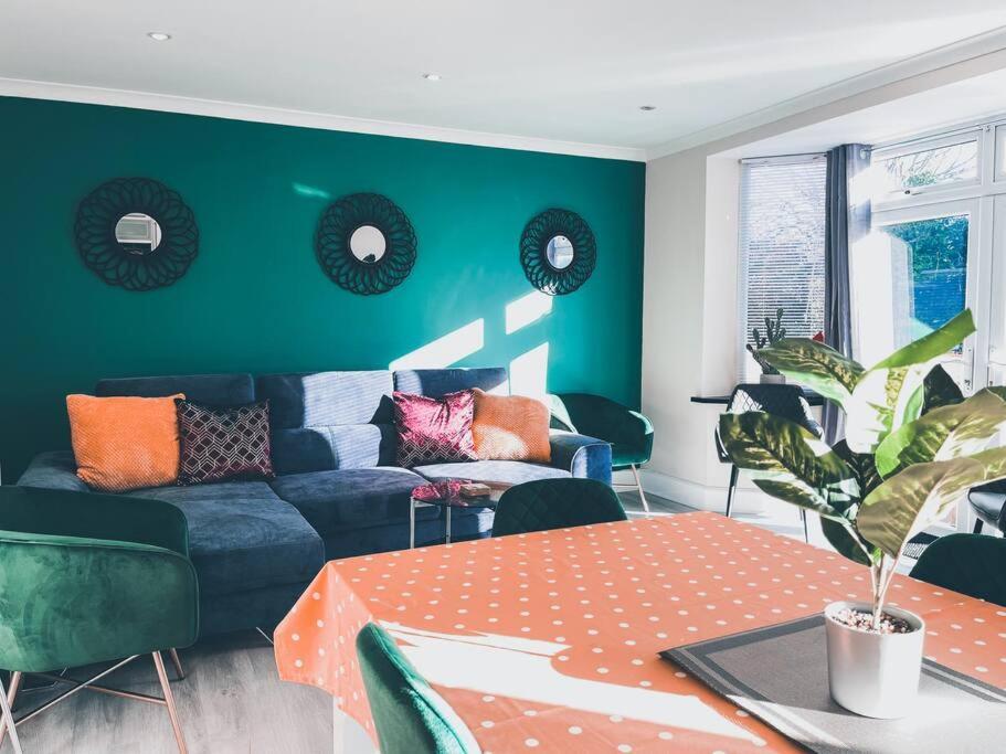 Apartament Modern 3 Ground Floor Parking And Garden Bournemouth Zewnętrze zdjęcie