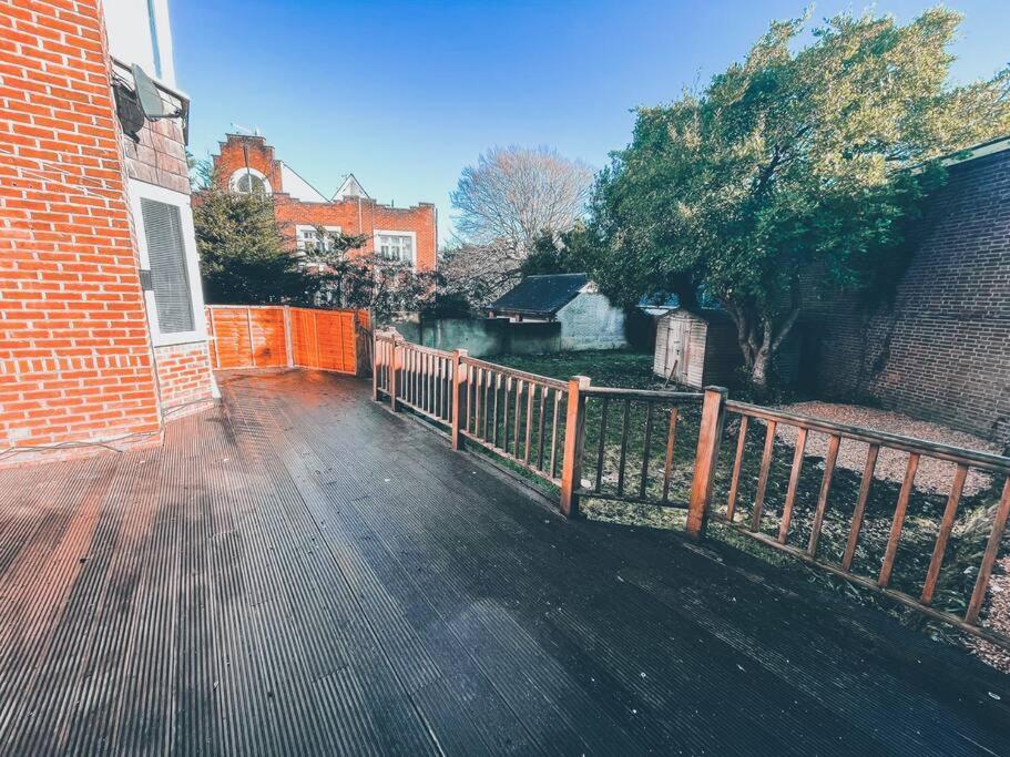 Apartament Modern 3 Ground Floor Parking And Garden Bournemouth Zewnętrze zdjęcie
